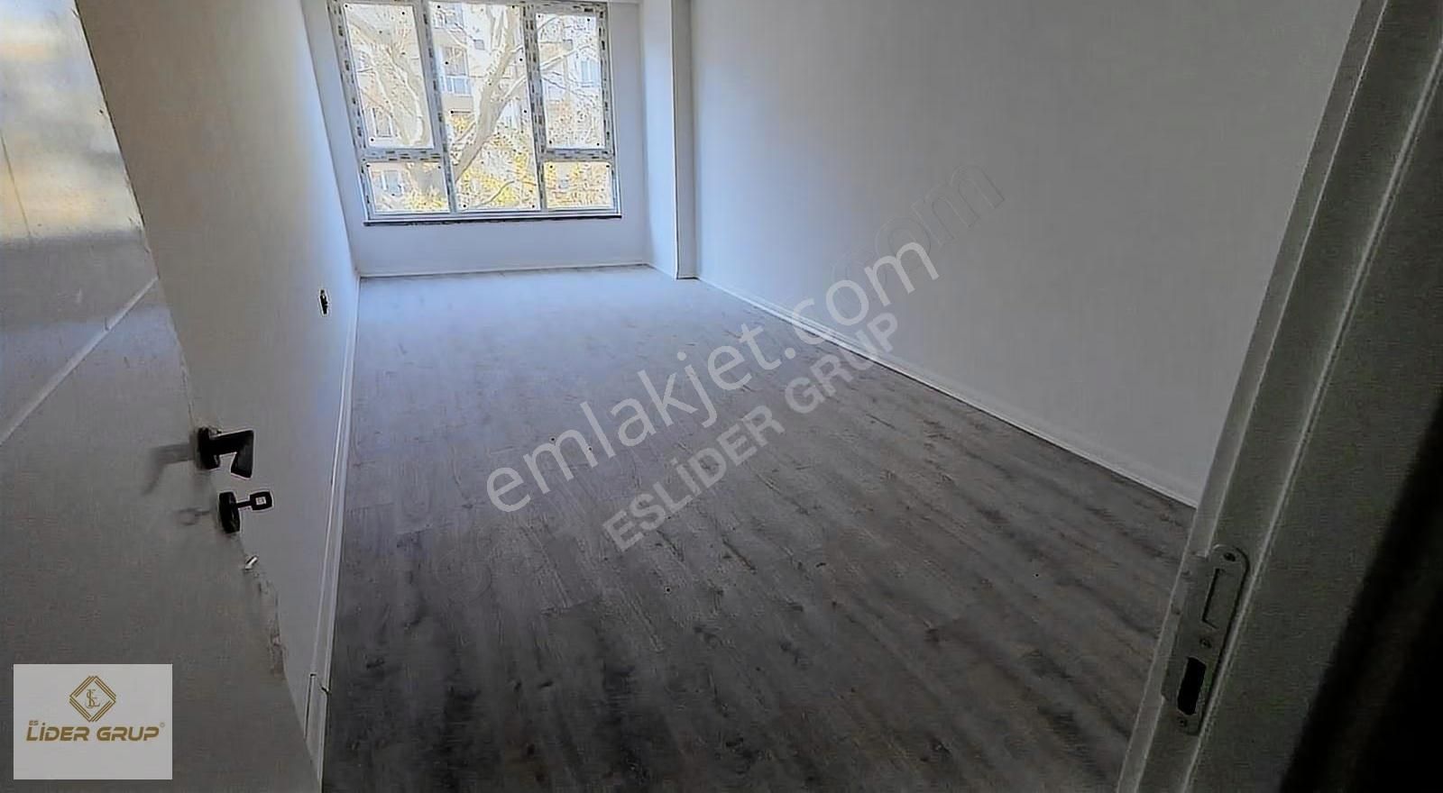 Eslider Emlaktan Park Karşısı Satılık 3+1 - Görsel 16