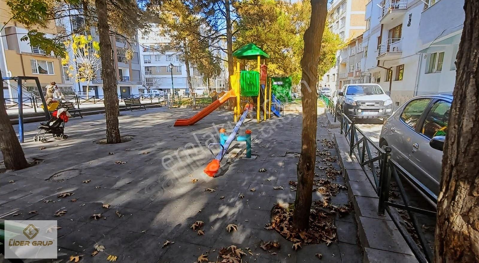 Eslider Emlaktan Park Karşısı Satılık 3+1 - Görsel 6