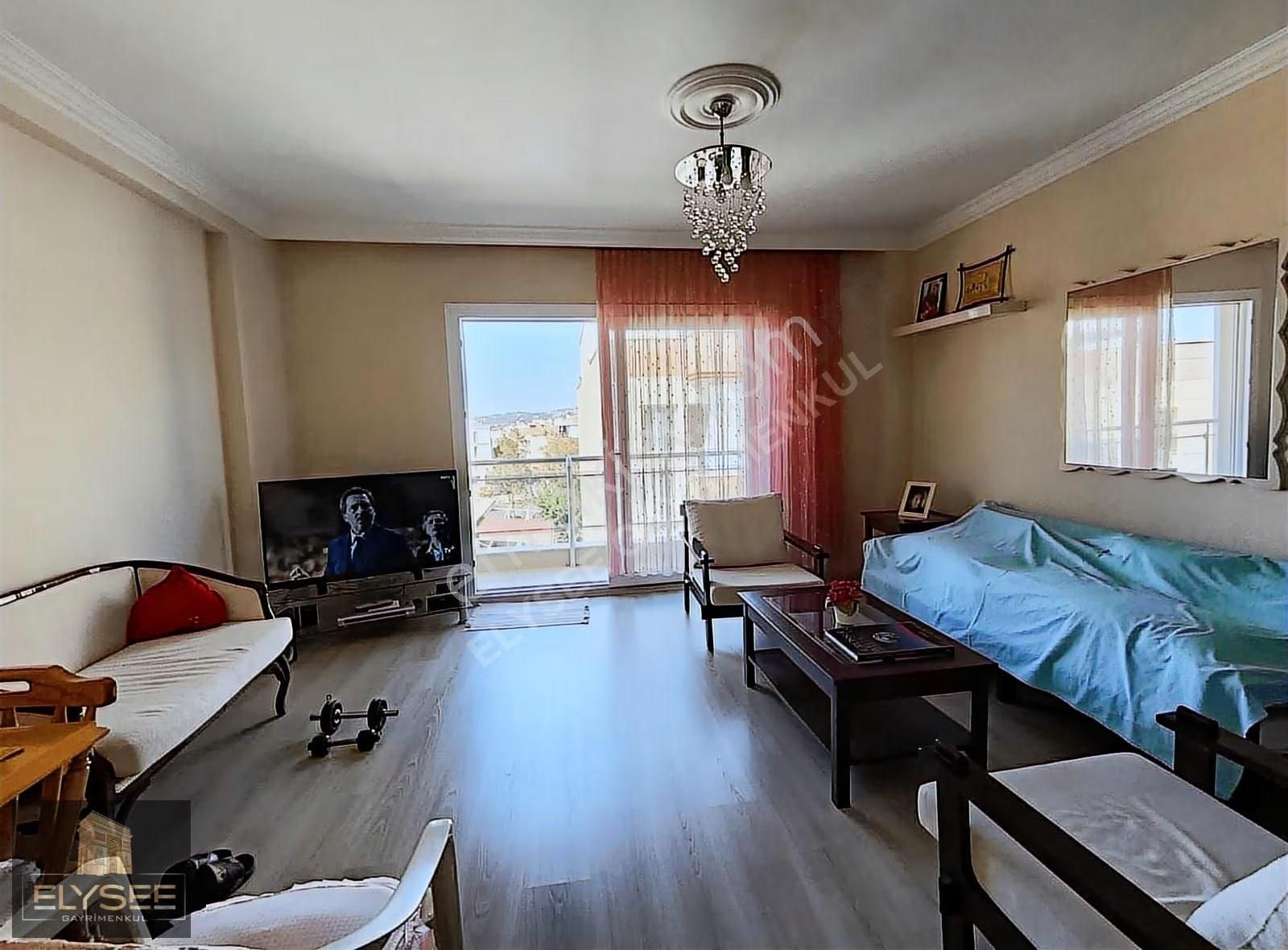 Davutlar Merkez De Satılık 2+1 Çift Cepheli Ferah Geniş Daire - Görsel 13