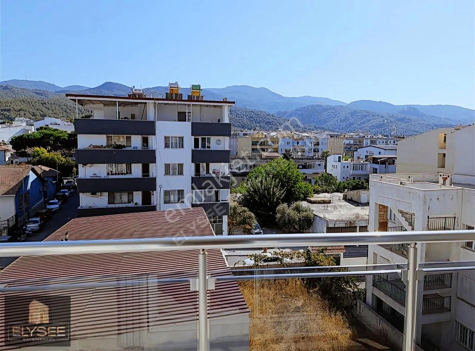 Davutlar Merkez De Satılık 2+1 Çift Cepheli Ferah Geniş Daire - Görsel 2