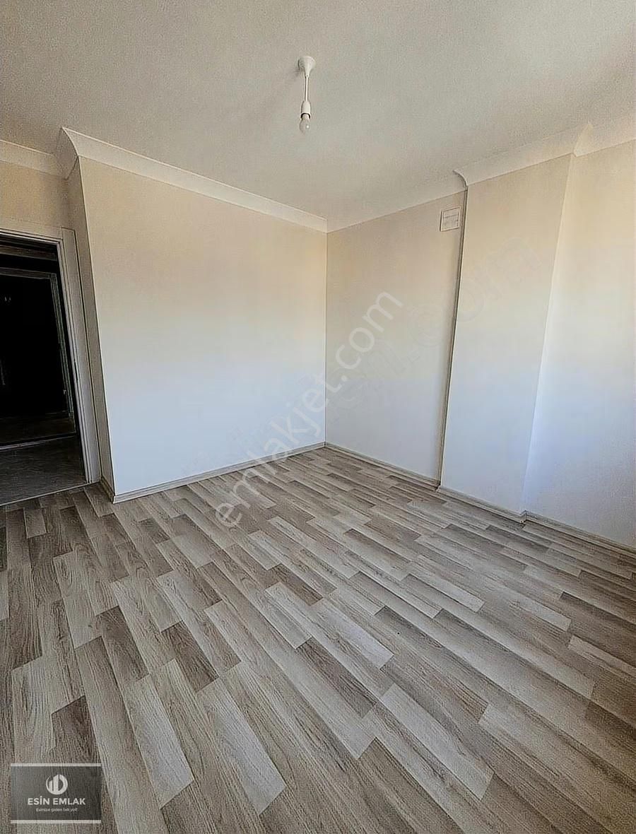 Özgürlük Mah Kent Meydanına Yakın 4+1 Dublex Daire