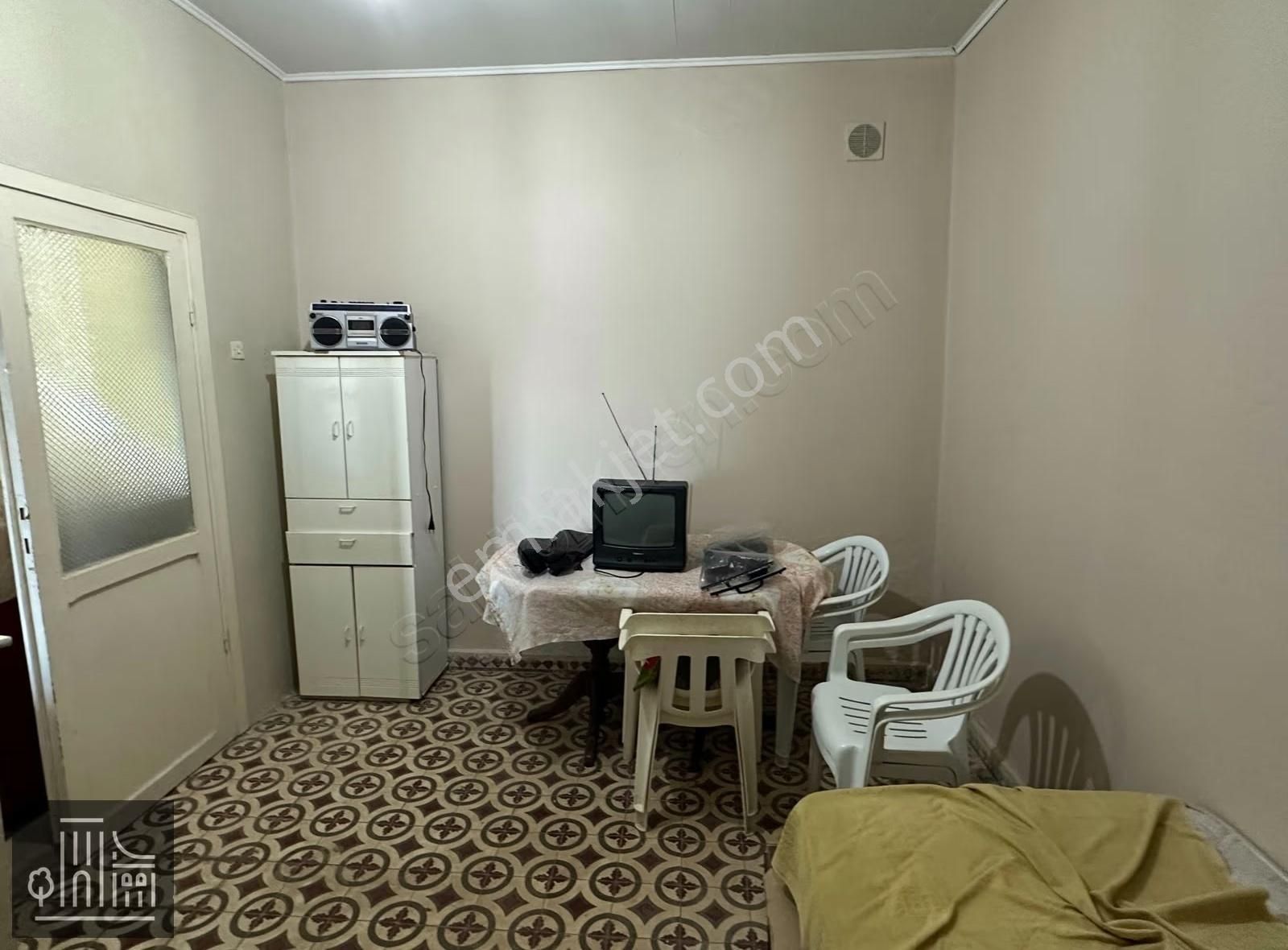 Urla Zeytinalanında Denize Sıfır 213m2 Ticari İmarlı Müstakil Mü - Görsel 13