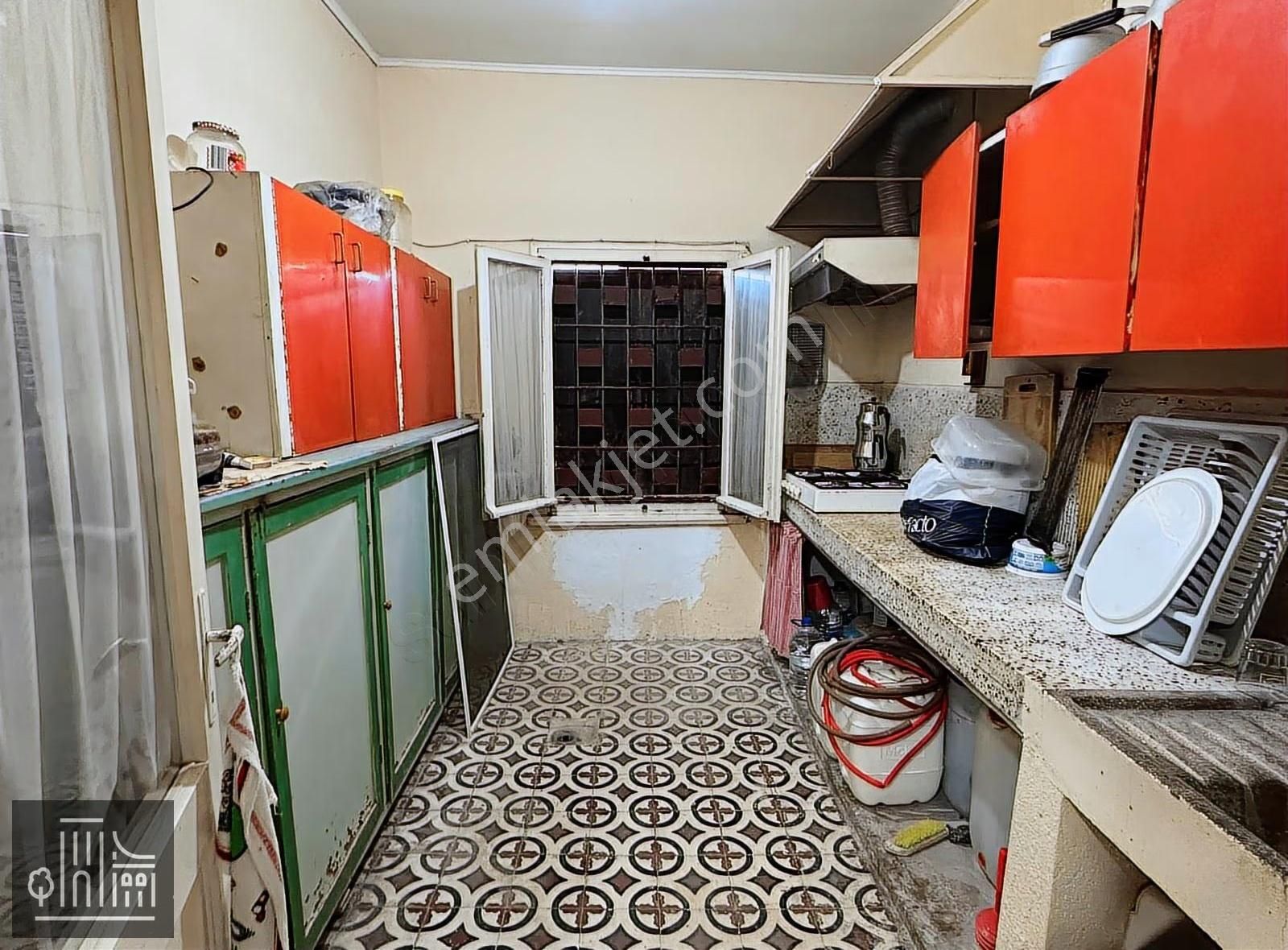 Urla Zeytinalanında Denize Sıfır 213m2 Ticari İmarlı Müstakil Mü - Görsel 2