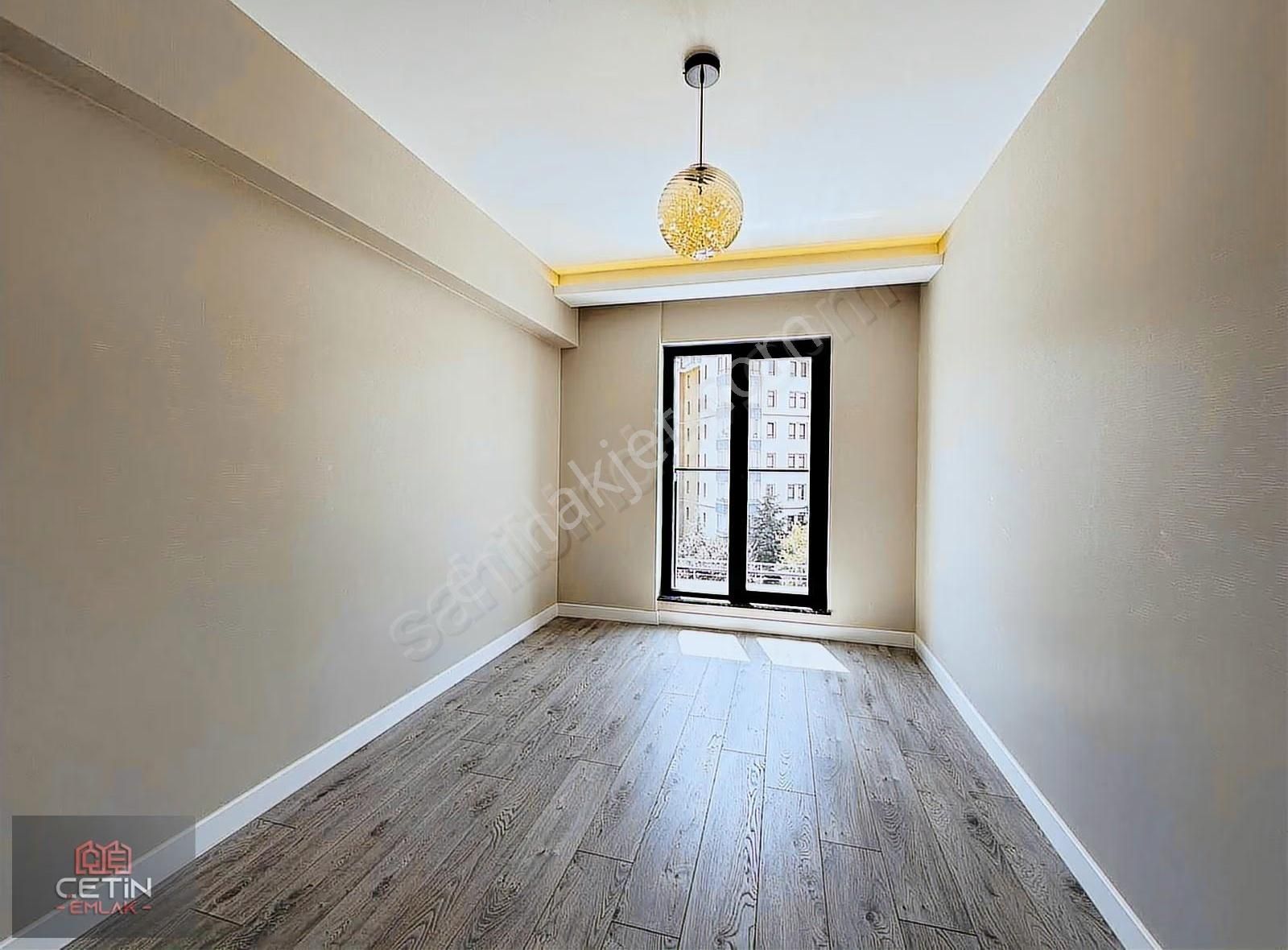 Çetin Emlak' Tam Donanımlı Site'de,geniş Mutfak K.otoparklı 4+1 - Görsel 21