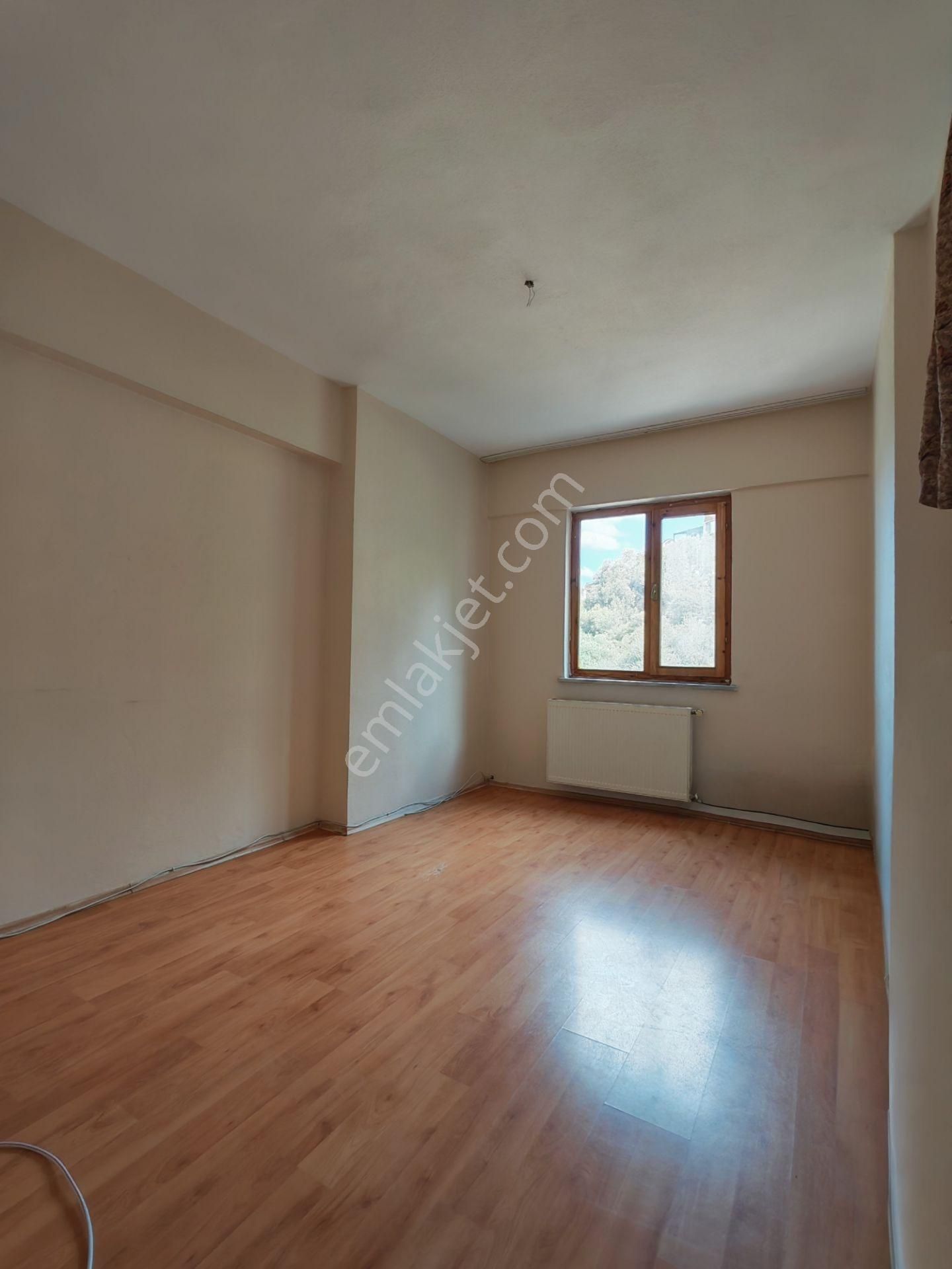 Mudanya Yeni Mahallede Deniz Manzaralı Kiralık Daire - Görsel 13