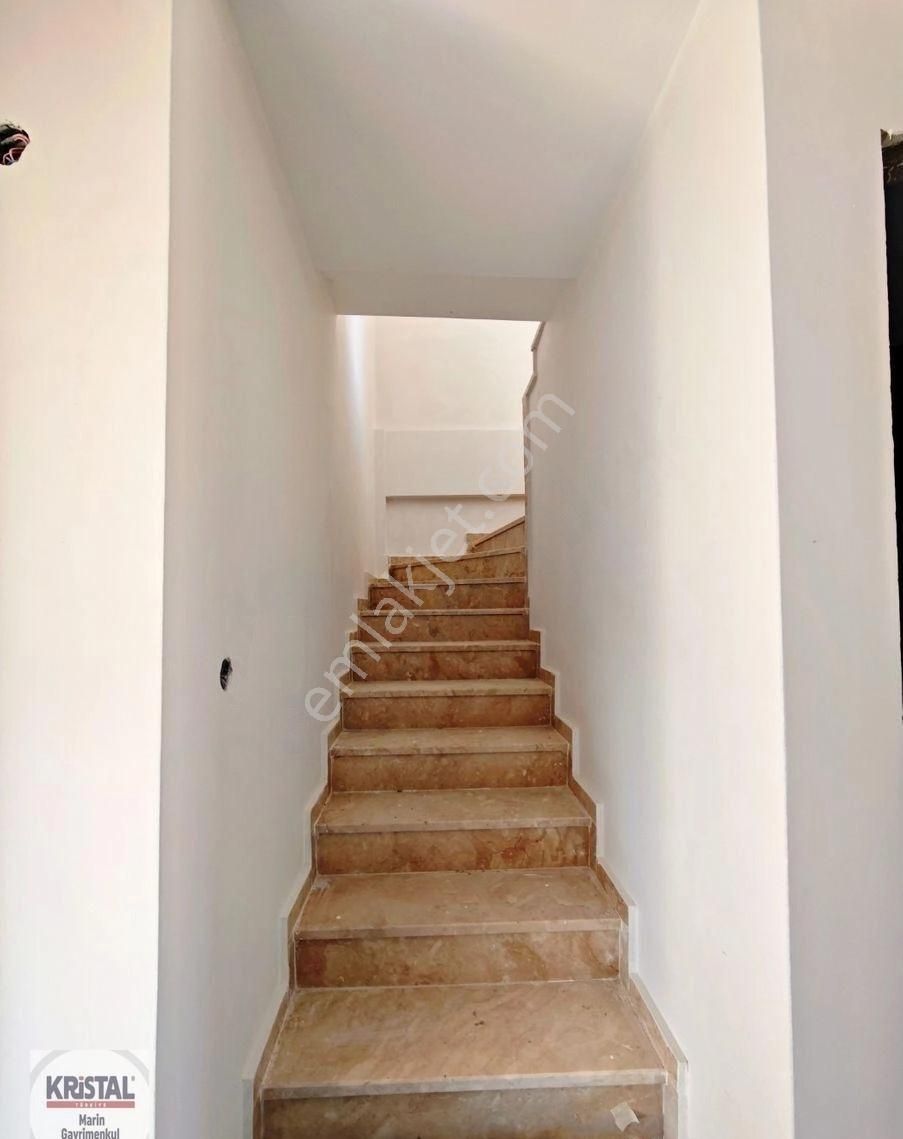 Halitpaşa Girit Mahallesinde Denize 1 Dakika Mesafede Satılık Dublex Daire - Görsel 4
