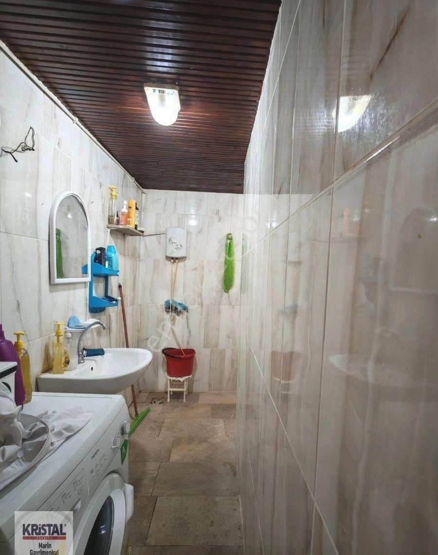 Mudanya Merkez Çarşı İçinde 3 Katlı Müstakil Ev - Görsel 3