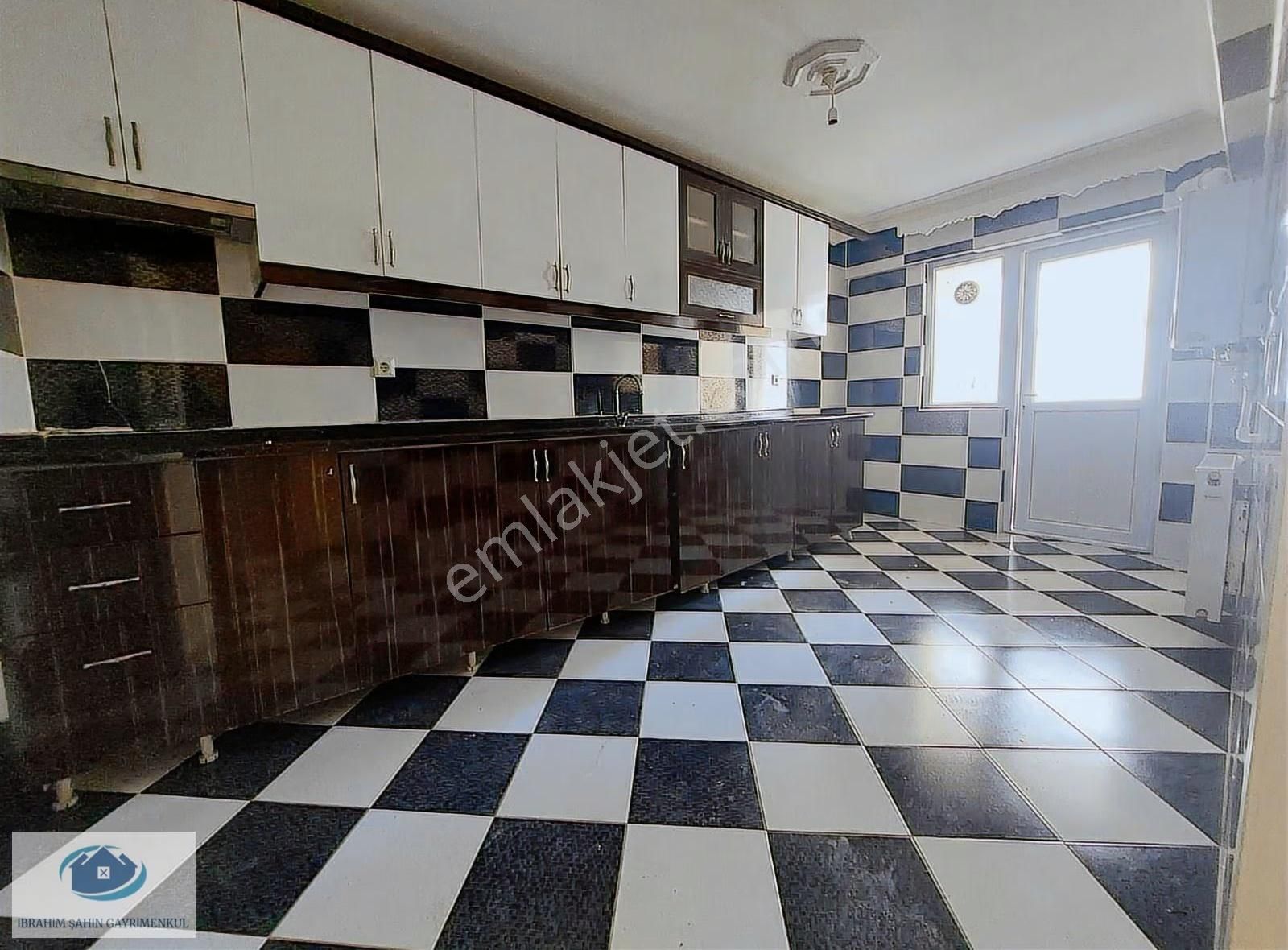 Ankara Etimesgut Alsancak'ta Satılık Ara Kat Geniş 3+1 Daire - Görsel 8