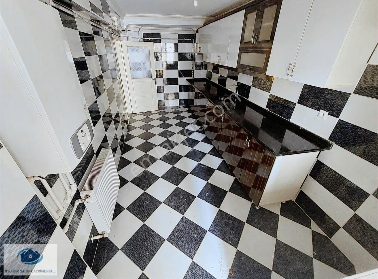 Ankara Etimesgut Alsancak'ta Satılık Ara Kat Geniş 3+1 Daire - Görsel 11