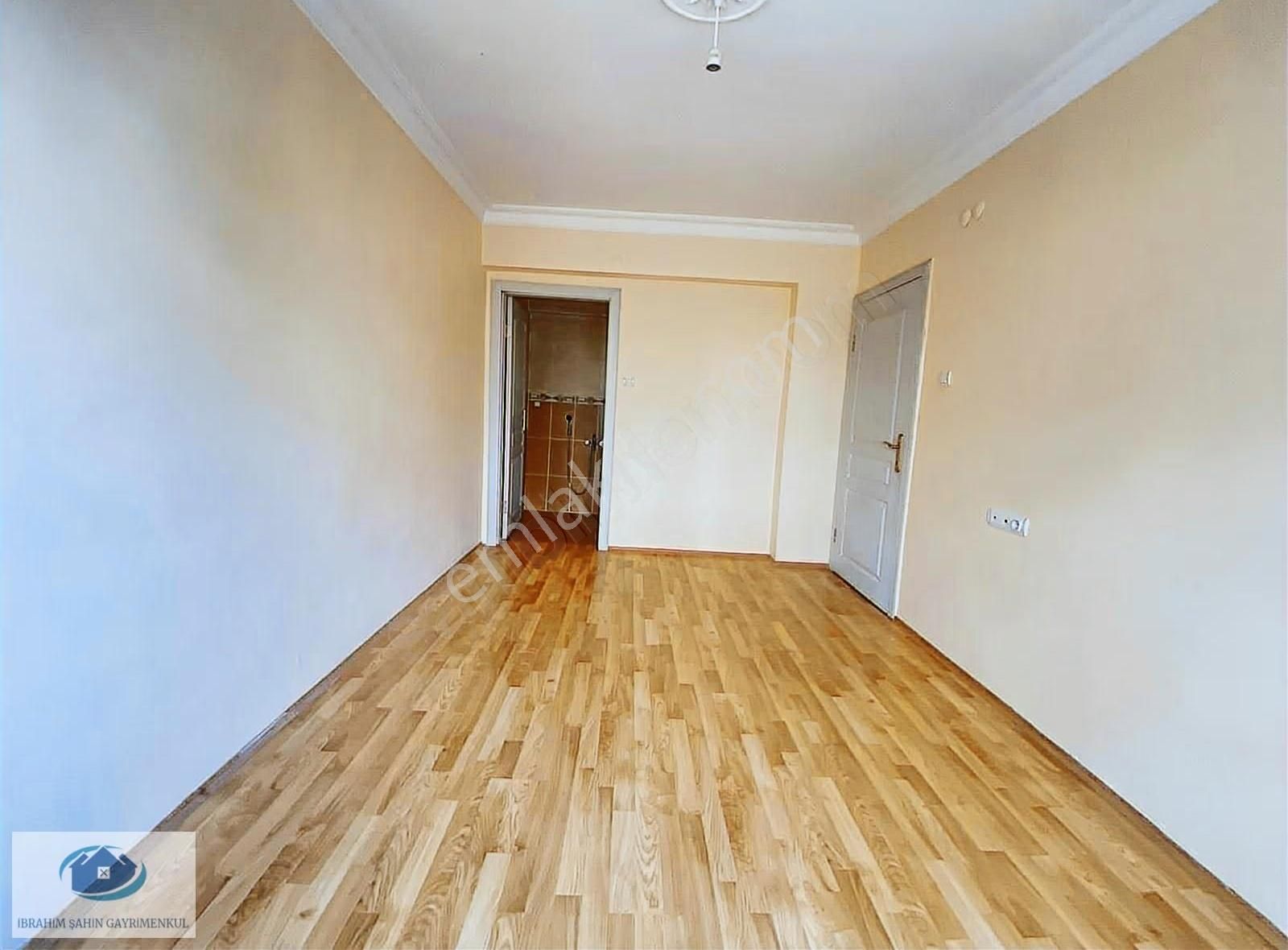 Etimesgut Topçu Mah Satılık 3+1 Ara Kat Çift Banyolu Daire - Görsel 7