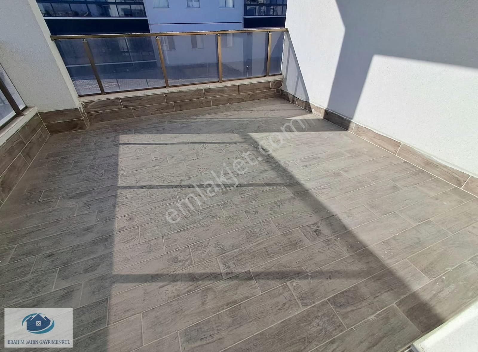 Ayyıldız Mah. 3+1 Satılık Sıfır Ultra Geniş Giyinme Odalı Daire - Görsel 14