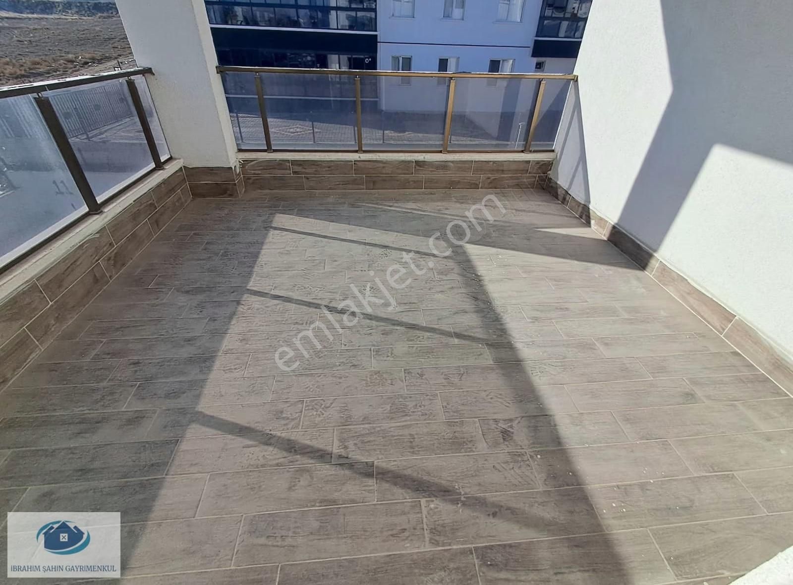 Ayyıldız Mah. 3+1 Satılık Sıfır Ultra Geniş Giyinme Odalı Daire - Görsel 17