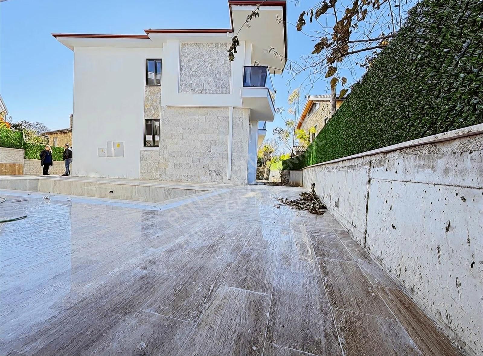 Ilıcada Sıfır | Havuzlu Site İçinde | 2+1 Amerikan | Kaçmaz - Görsel 9