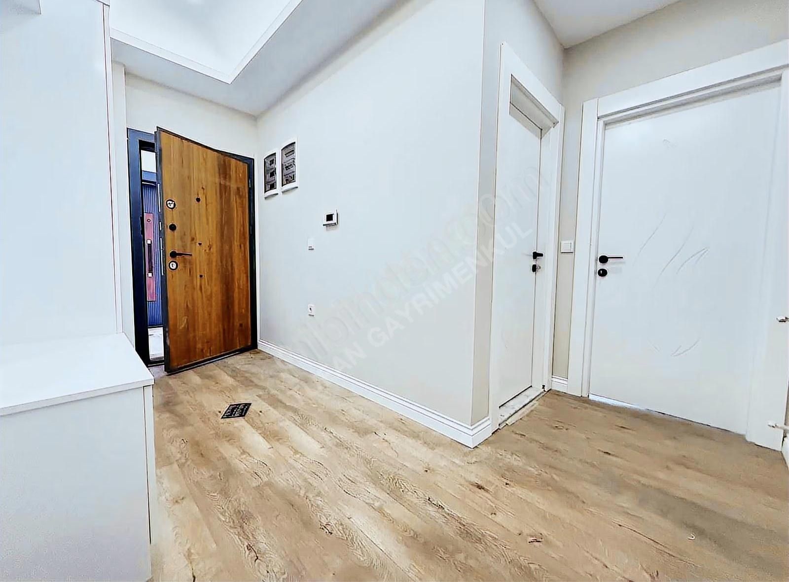 Ilıca Merkez | Geniş Metrekare 2+1 | Modern Mimari | Ara Kat - Görsel 21