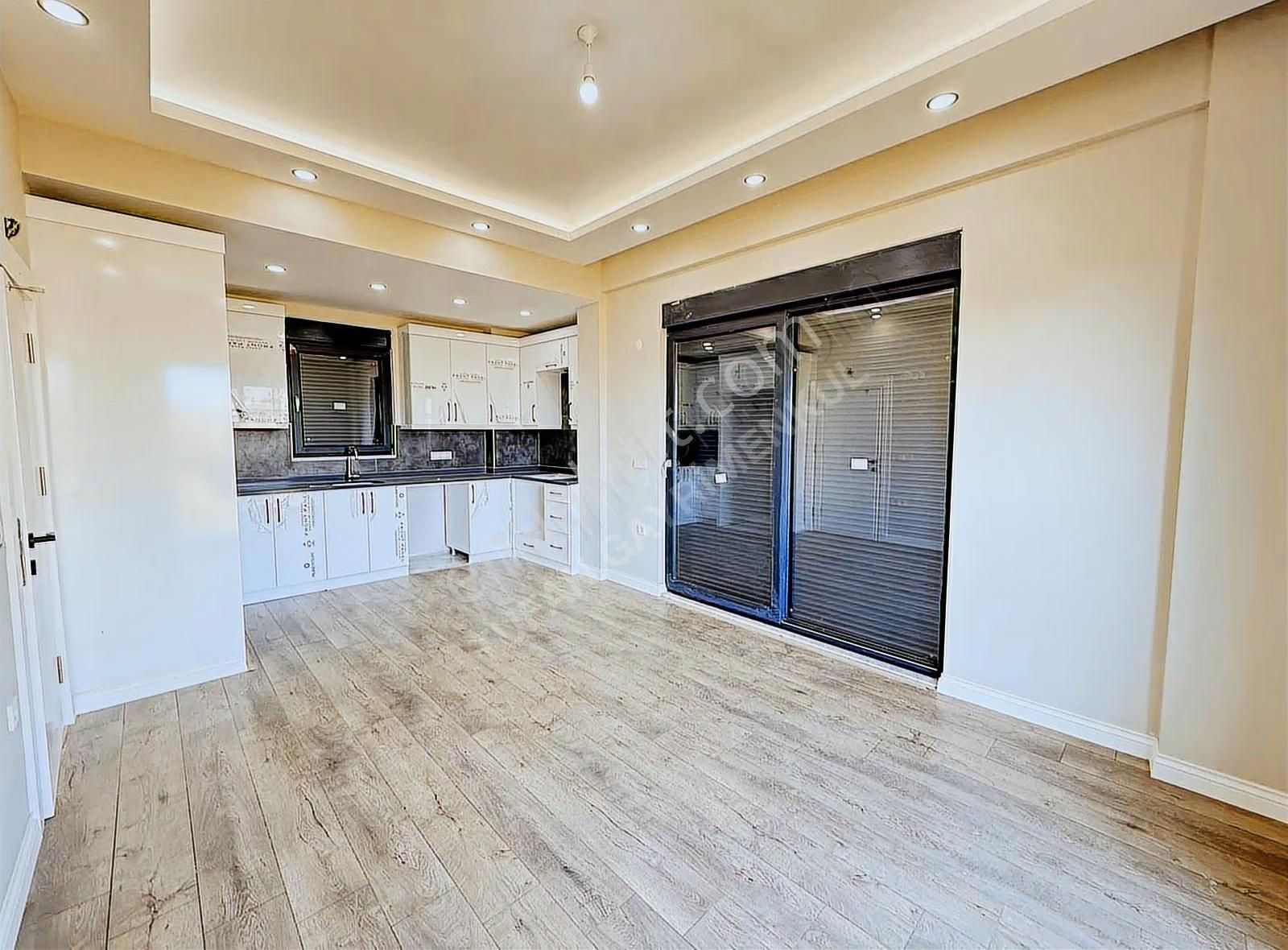 Ilıca Merkez | Geniş Metrekare 2+1 | Modern Mimari | Ara Kat - Görsel 5