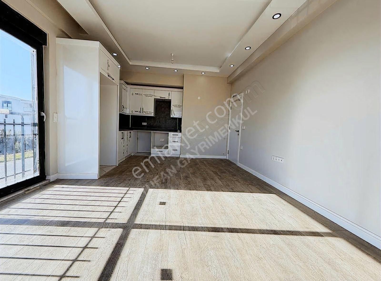 Ilıca Merkez | Geniş Metrekare 2+1 | Modern Mimari | Ara Kat - Görsel 31