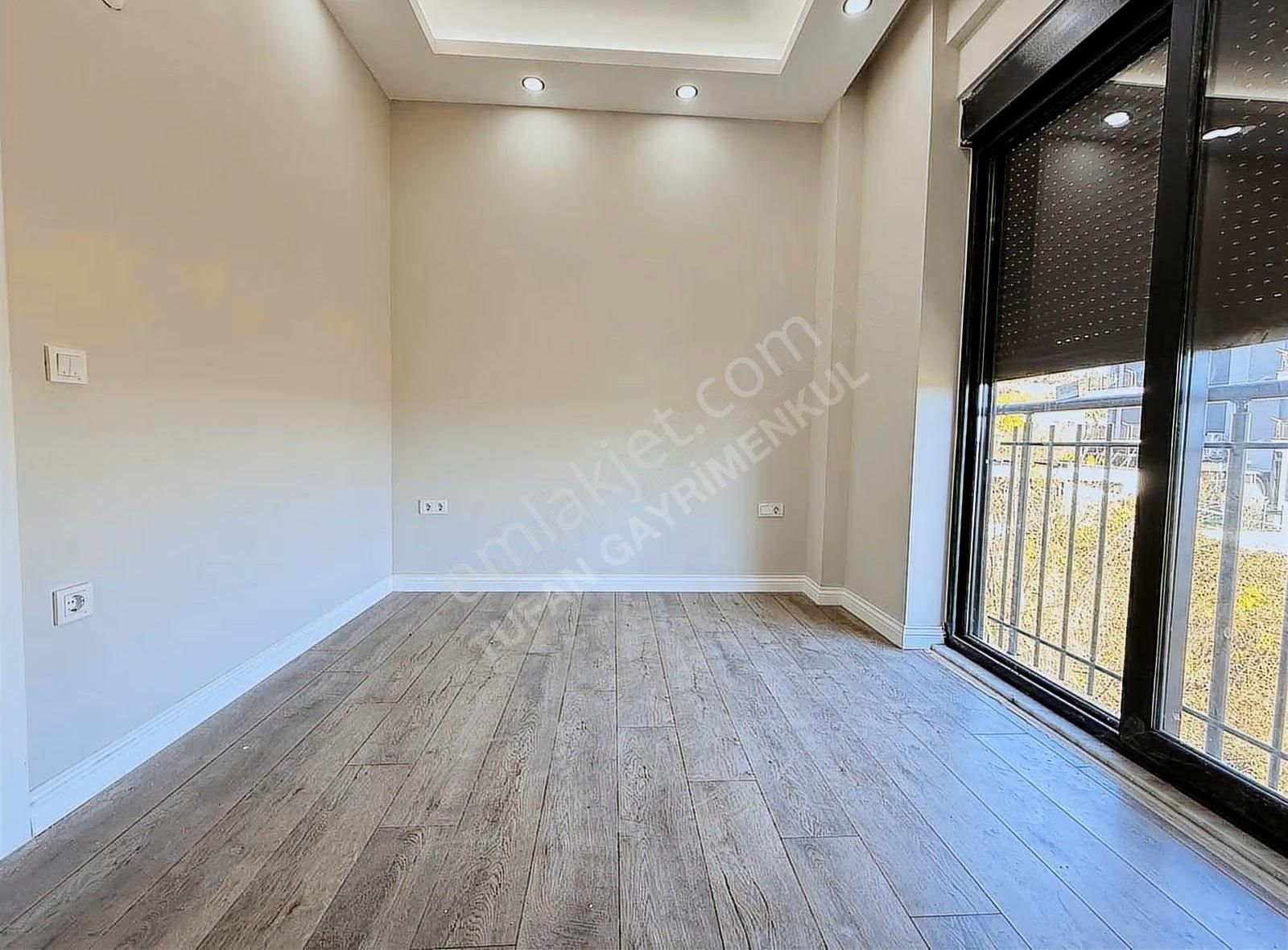 Ilıca Merkez | Geniş Metrekare 2+1 | Modern Mimari | Ara Kat - Görsel 29