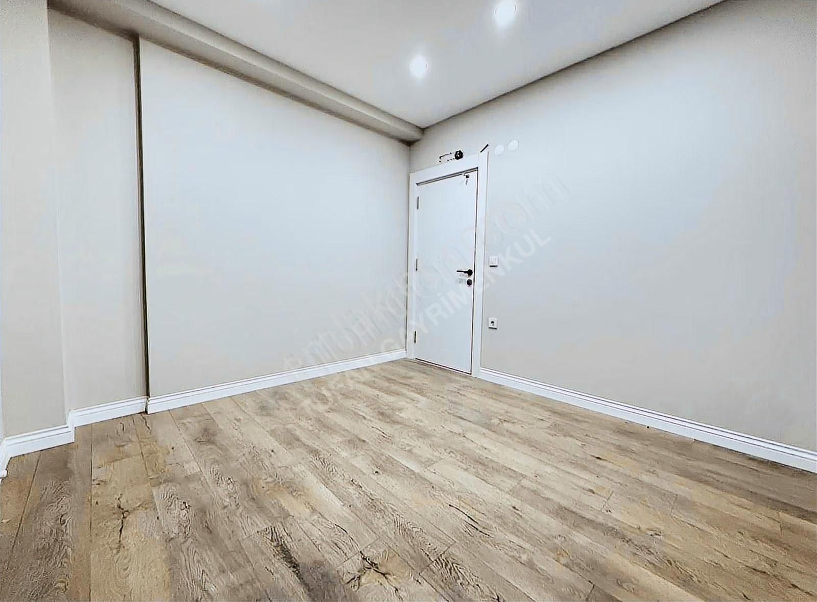 Ilıca Merkez | Geniş Metrekare 2+1 | Modern Mimari | Ara Kat - Görsel 24