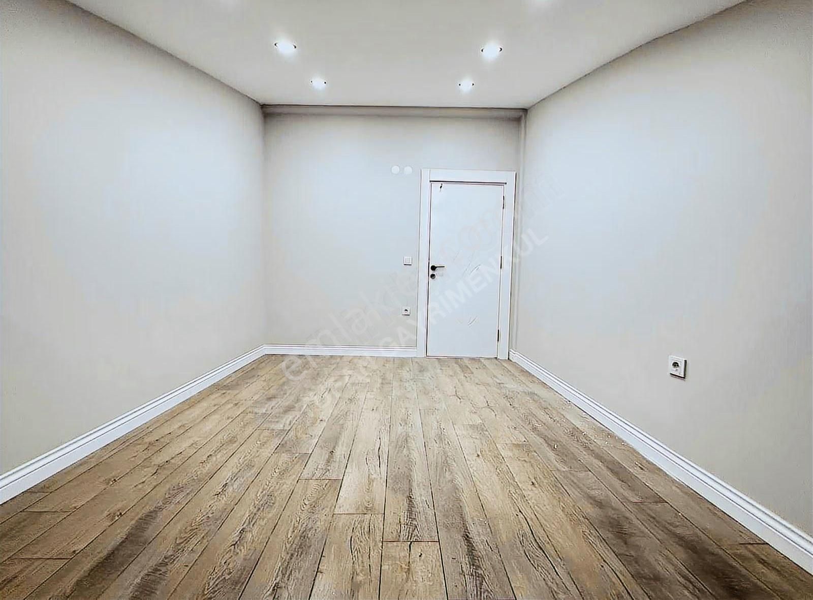 Ilıca Merkez | Geniş Metrekare 2+1 | Modern Mimari | Ara Kat - Görsel 14