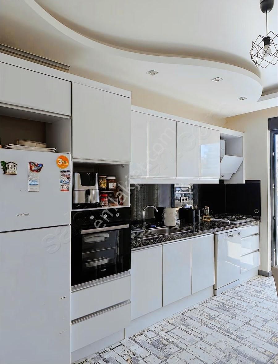 2+1 Geniş Ayrı Mutfak Kiralık Daire - Görsel 11