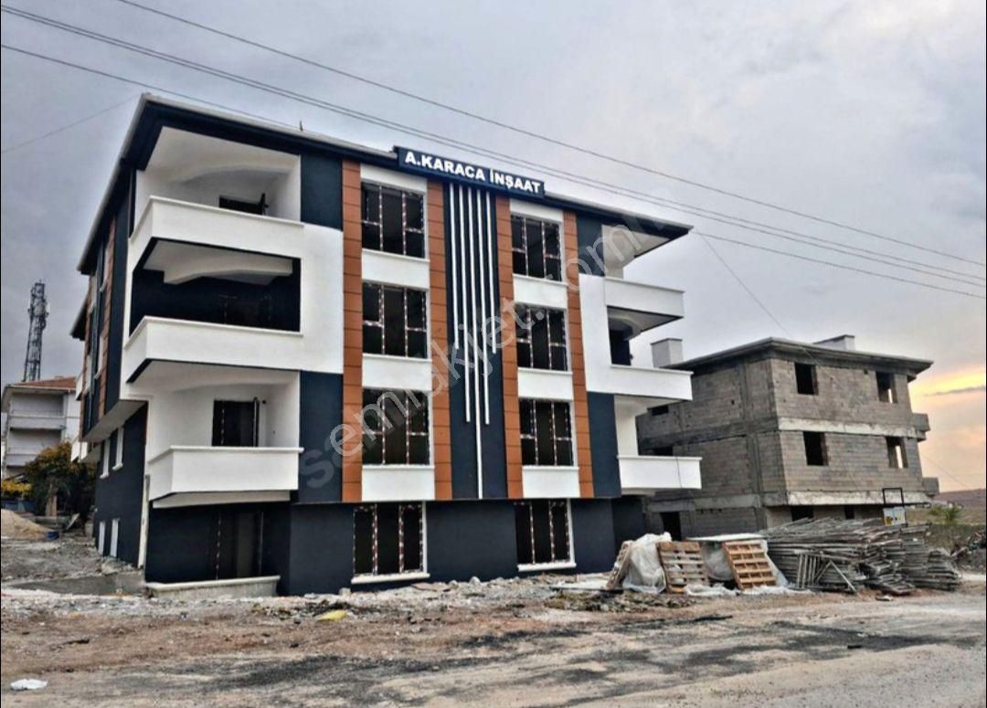 Sincan Tandoğan'da Kat Seçenekli Sıfır 3+1 Asansörlü Daireler