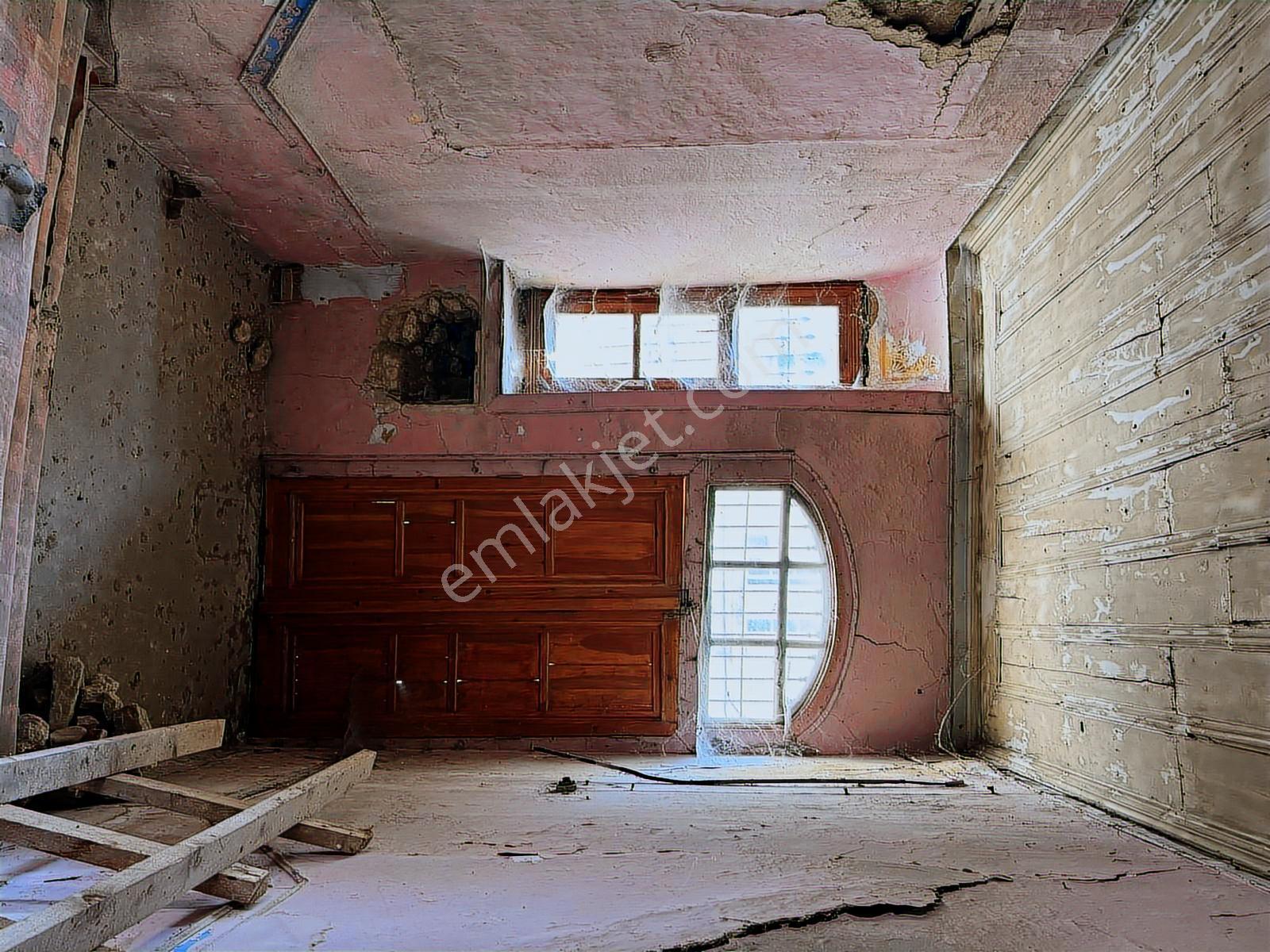 Bulvar Emlaktan Kırklareli Merkezde Satılık Tarihi Müstakil Ev - Görsel 28
