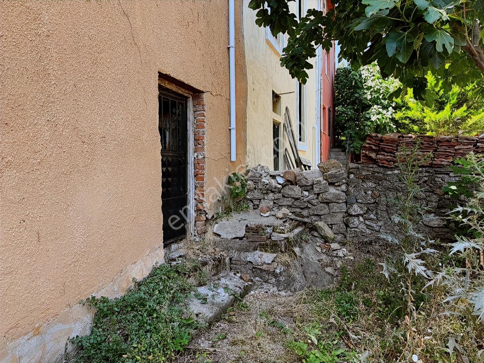 Bulvar Emlaktan Kırklareli Merkezde Satılık Tarihi Müstakil Ev - Görsel 8