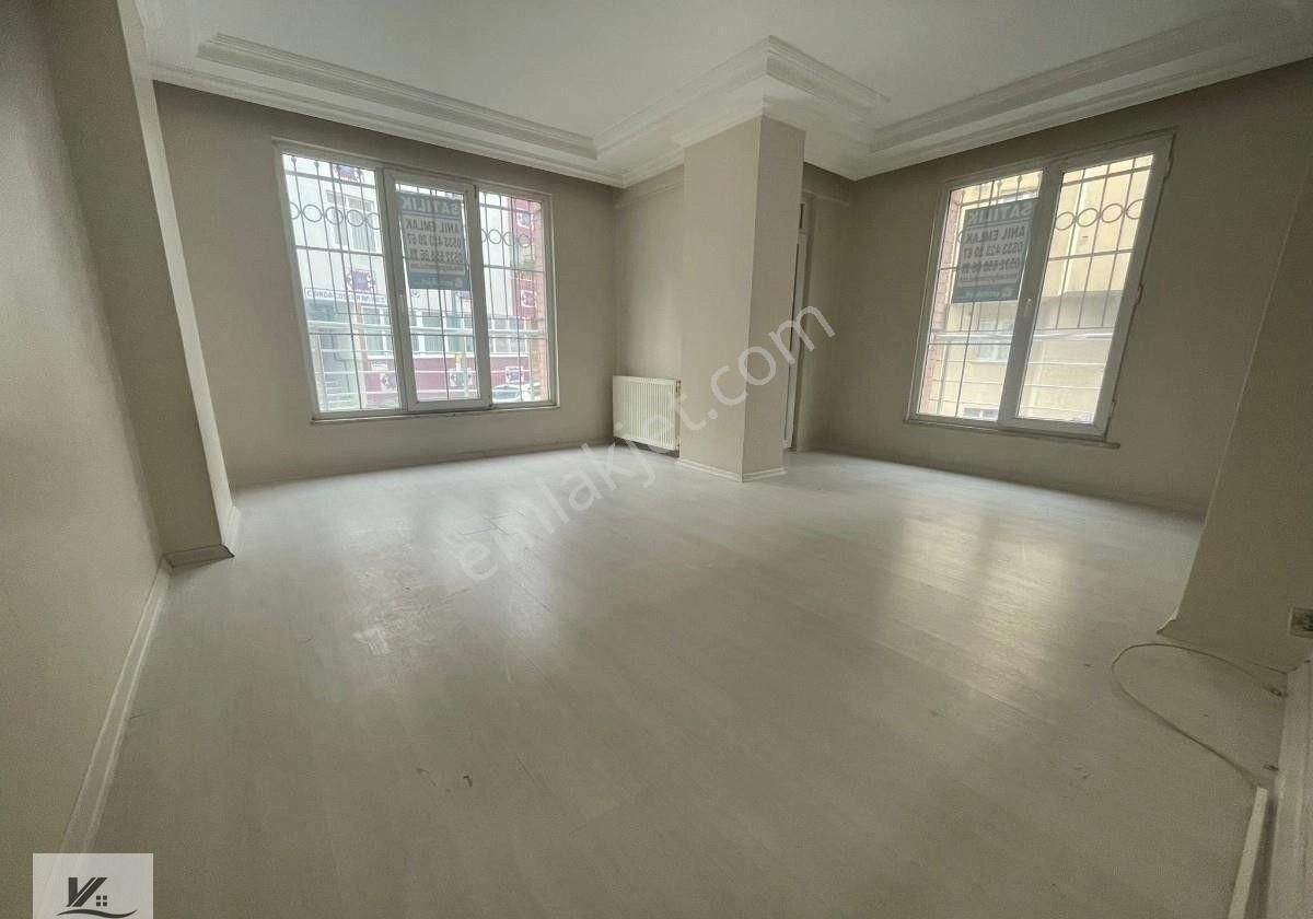 Cumhuriyet Mahallesinde 3+1 120 M2 Çift Balkonlu 1.kat Daire - Görsel 4