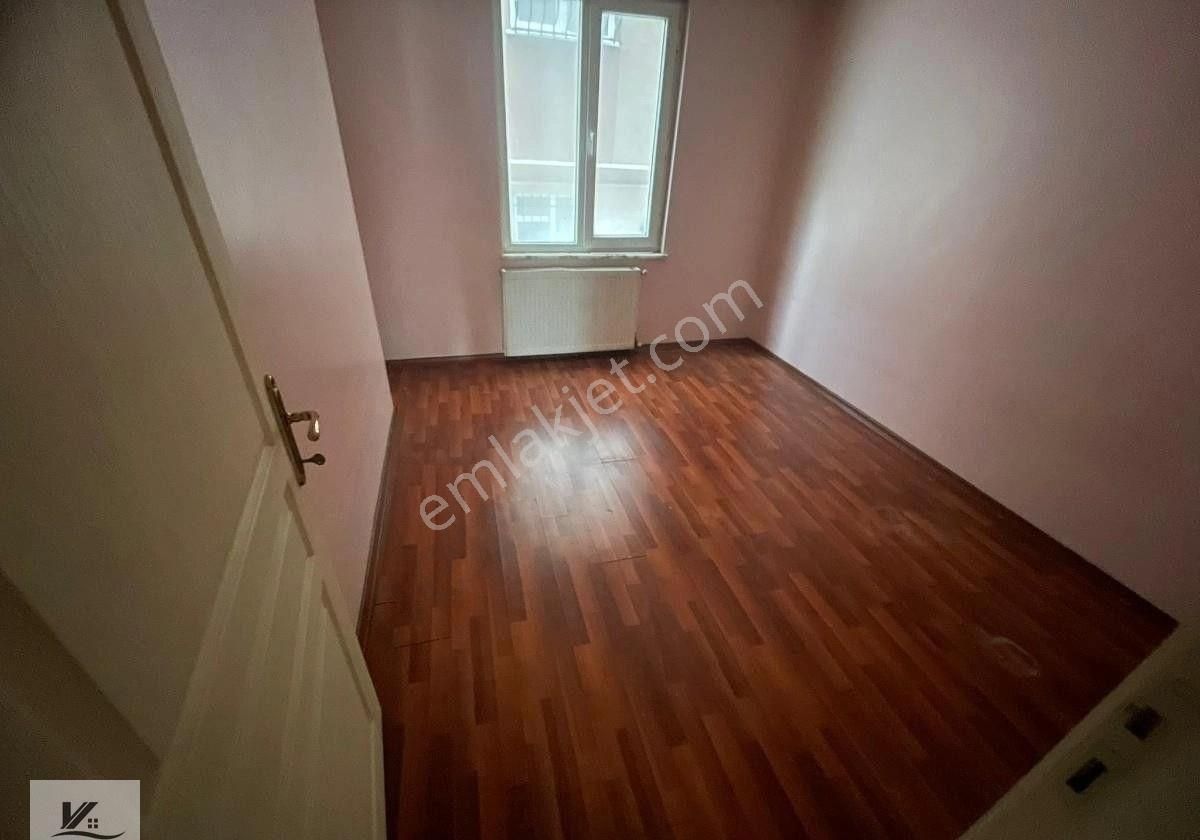 Cumhuriyet Mahallesinde 3+1 120 M2 Çift Balkonlu 1.kat Daire - Görsel 9
