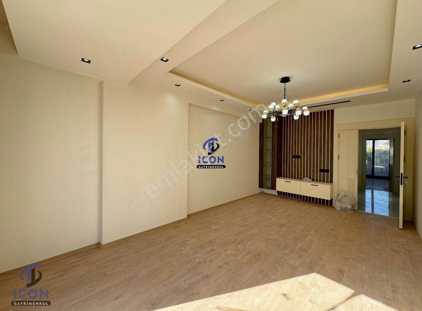 Icon'dan 2,5+1 Lüks Havuzlu Site İçerisinde Kiralık Daire