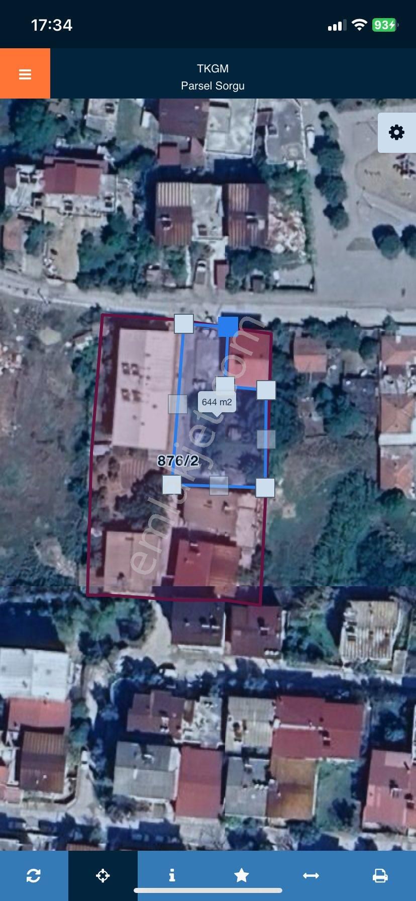 Şirinevlerde 650 M2 Hisseli Arsa