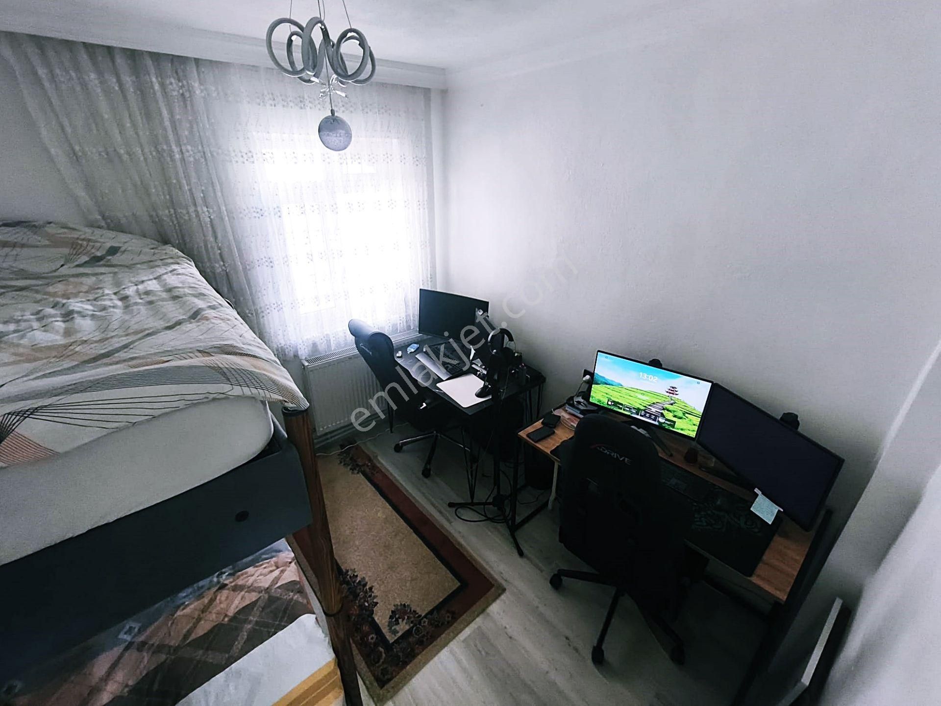 Demetevler De Kerkük Cadde Üzeri Bağdat Cadde Yakını Satlık 2+1 - Görsel 8