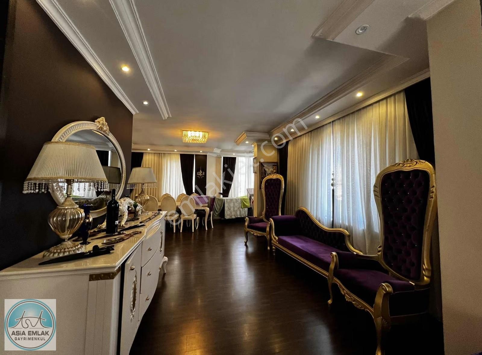 Asia Dan Boğaz Manzaralı Eşyalı Kiralık Daire - Görsel 2