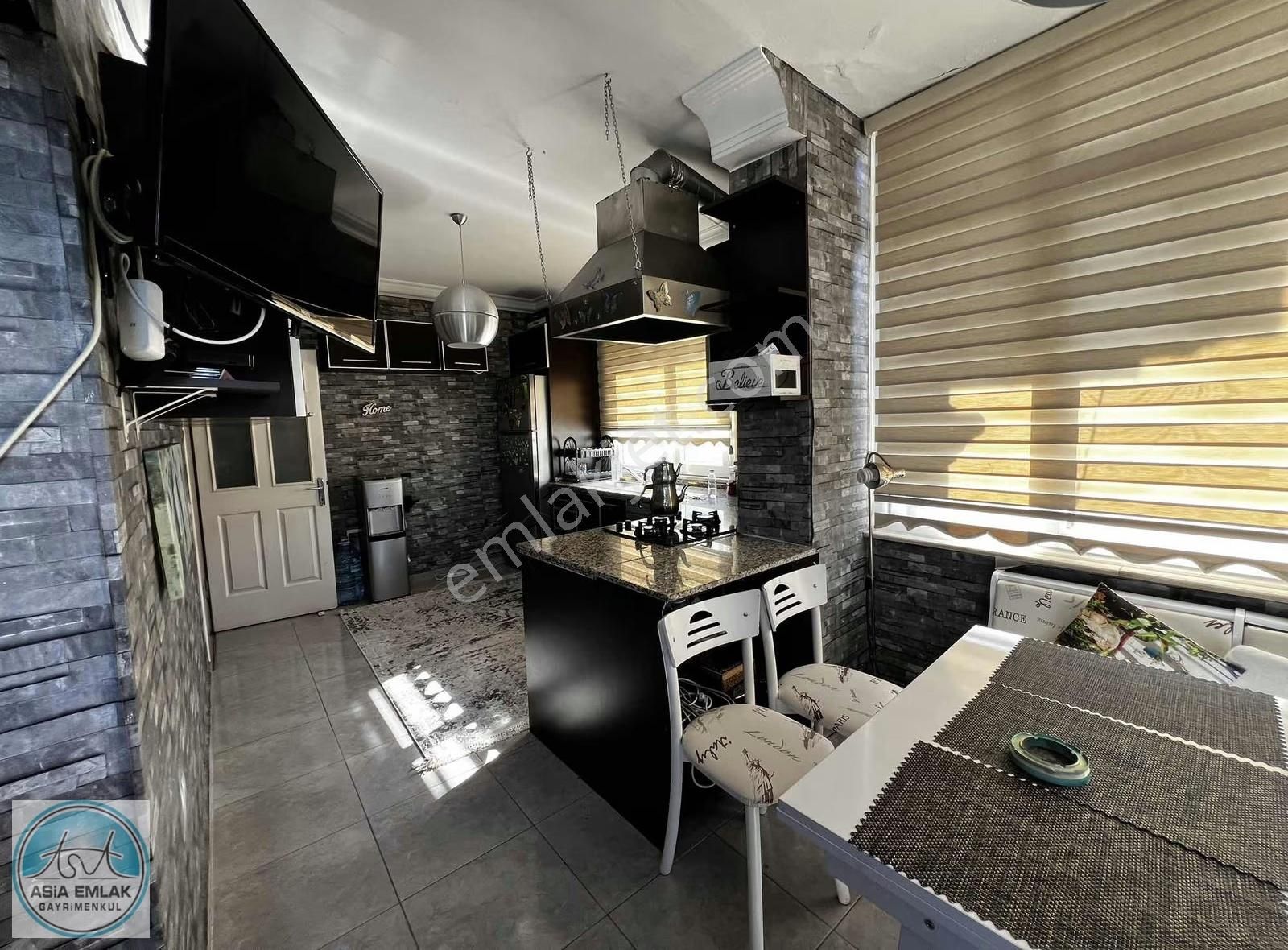 Asia Dan Boğaz Manzaralı Eşyalı Kiralık Daire - Görsel 11