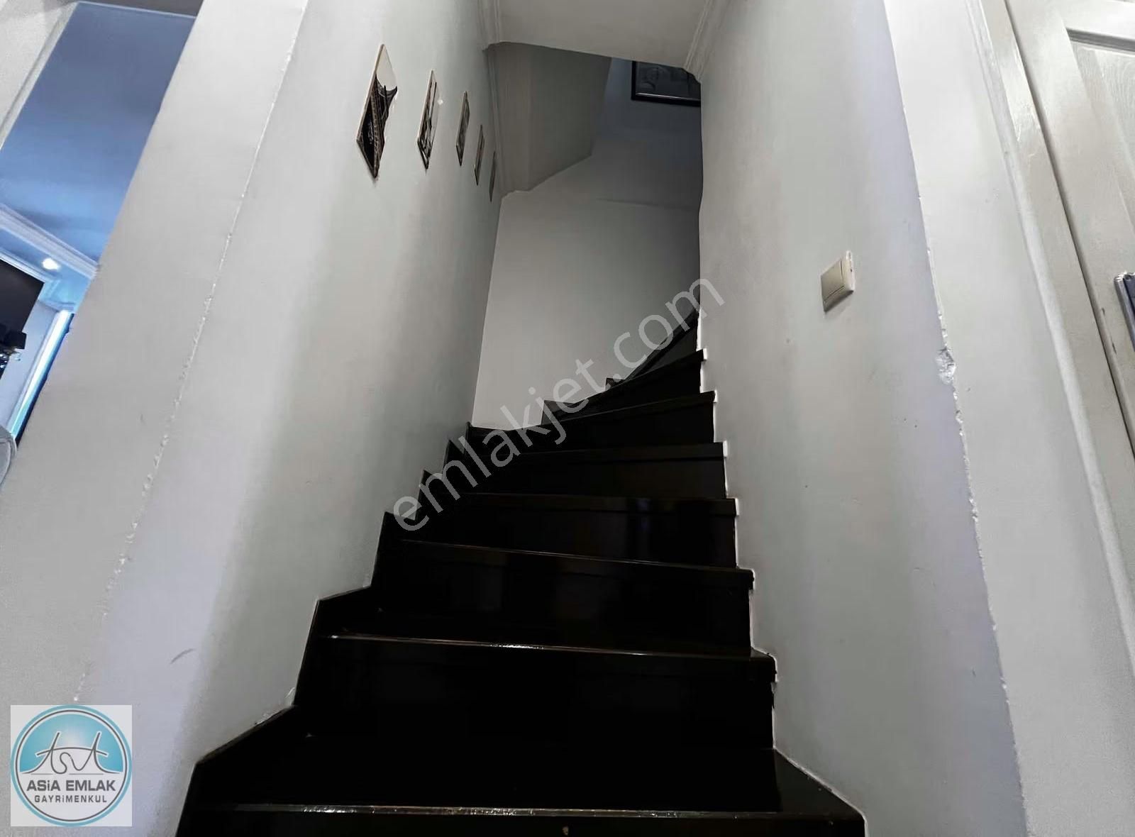 Asia Dan Boğaz Manzaralı Eşyalı Kiralık Daire - Görsel 13