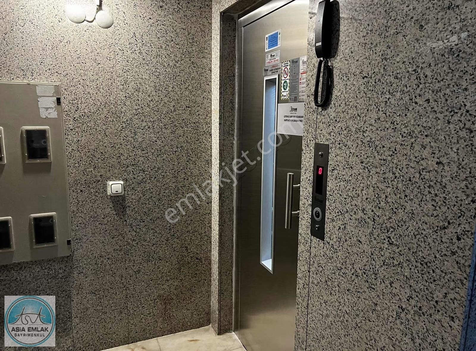 Asia Dan Boğaz Manzaralı Eşyalı Kiralık Daire - Görsel 27