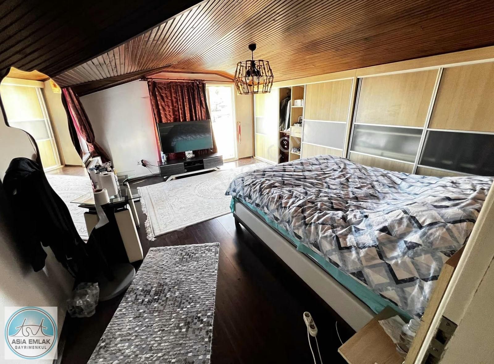 Asia Dan Boğaz Manzaralı Eşyalı Kiralık Daire - Görsel 22