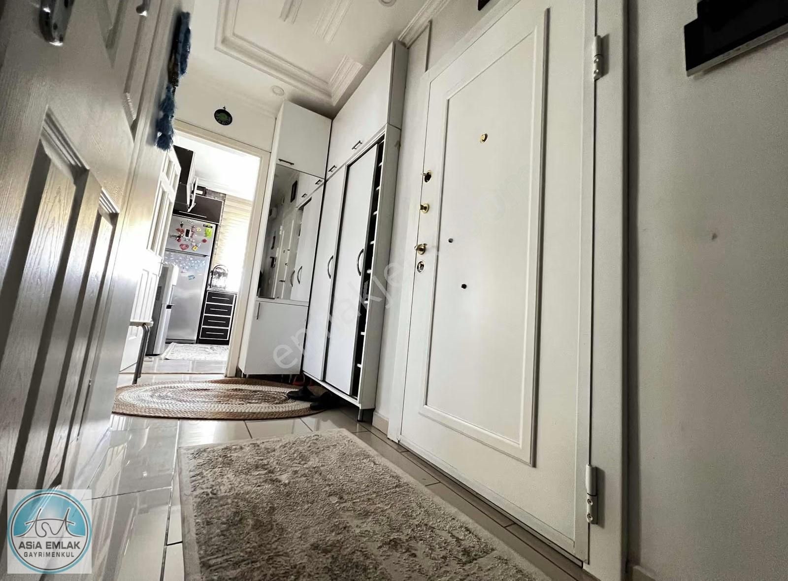 Asia Dan Boğaz Manzaralı Eşyalı Kiralık Daire - Görsel 25