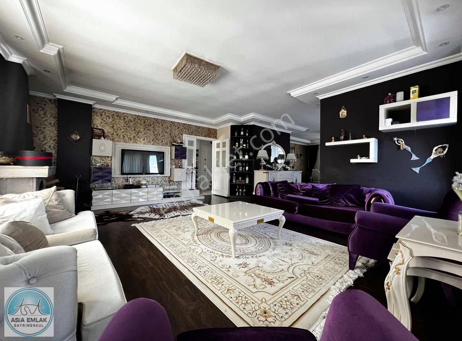 Asia Dan Boğaz Manzaralı Eşyalı Kiralık Daire - Görsel 8