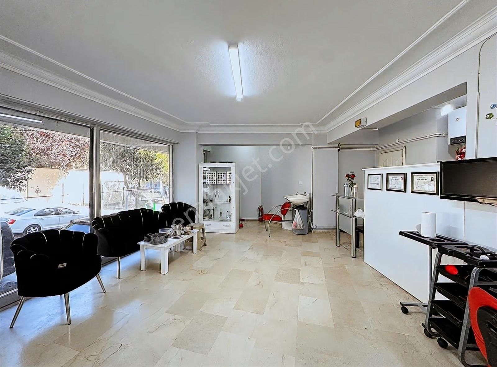 Nevmekan Gayrimenkul'den Cadde Üstünde Çift Cephe Satılık Dükkan - Görsel 12