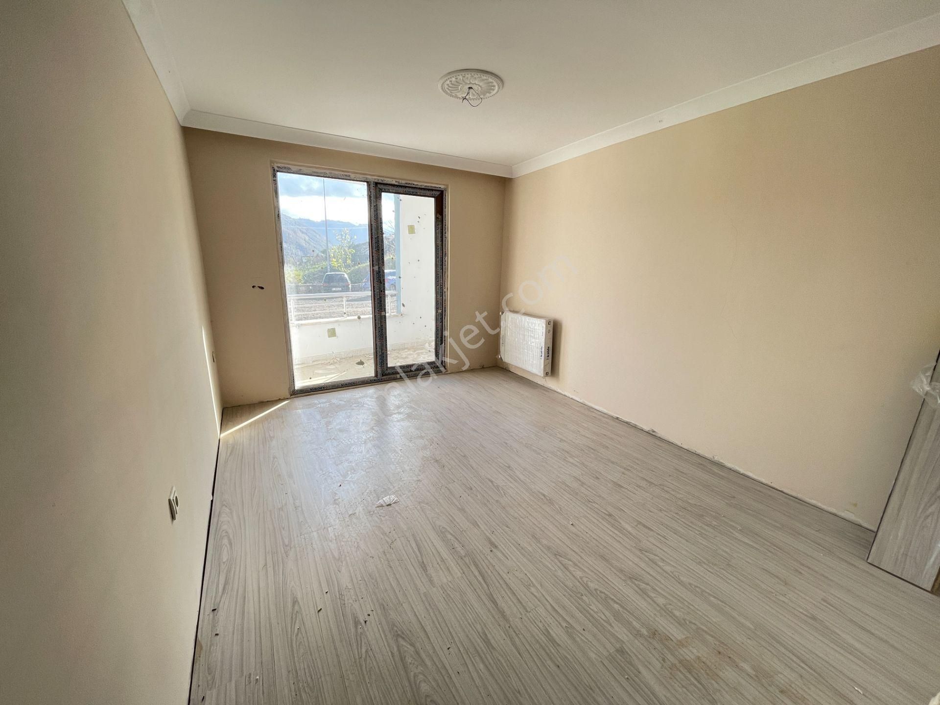 Çukurçayır Mah. Site İçerisinde Deniz Manzaralı 2+1 Daire - Görsel 16