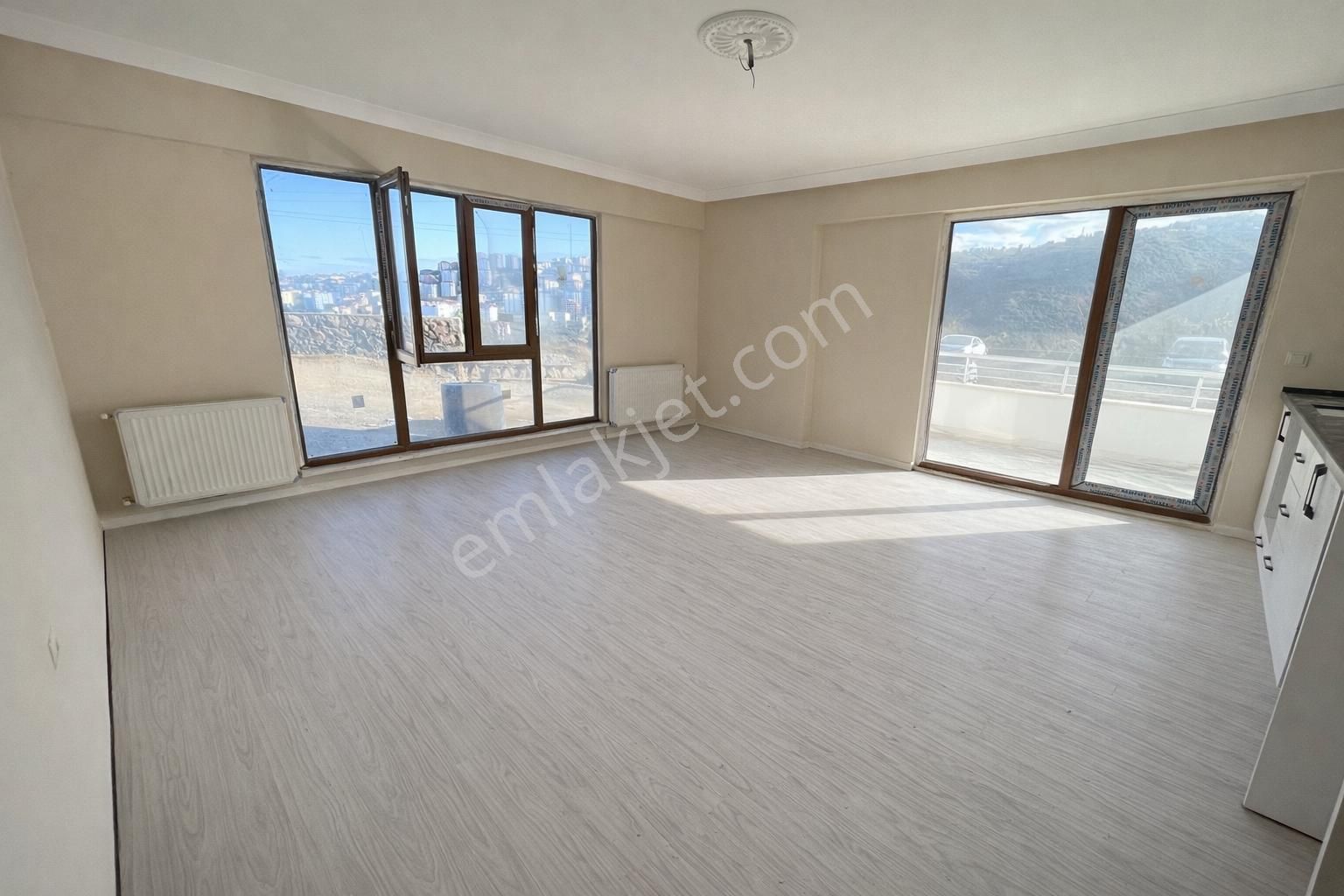 Çukurçayır Mah. Site İçerisinde Deniz Manzaralı 2+1 Daire - Görsel 11
