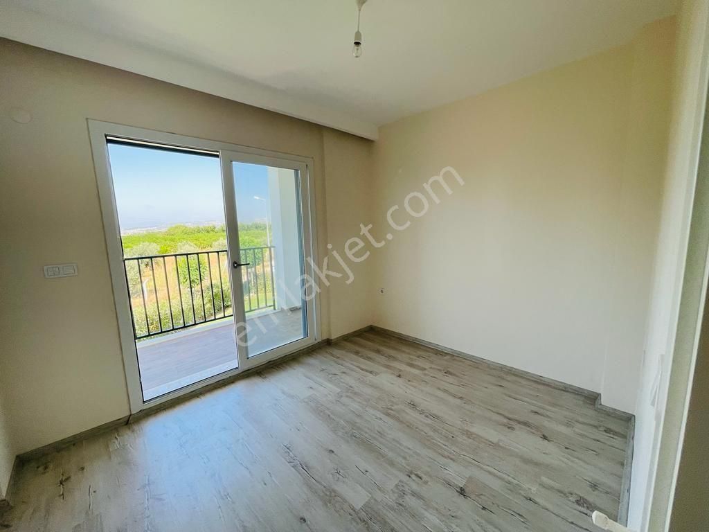 Ata Emlak'tan Plaja Yakın Havuzlu Sitede 3+1 Villa - Görsel 19