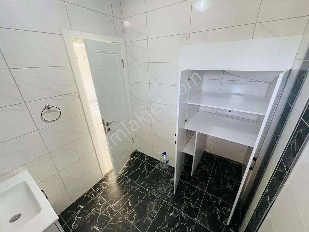 Ata Emlak'tan Plaja Yakın Havuzlu Sitede 3+1 Villa - Görsel 7