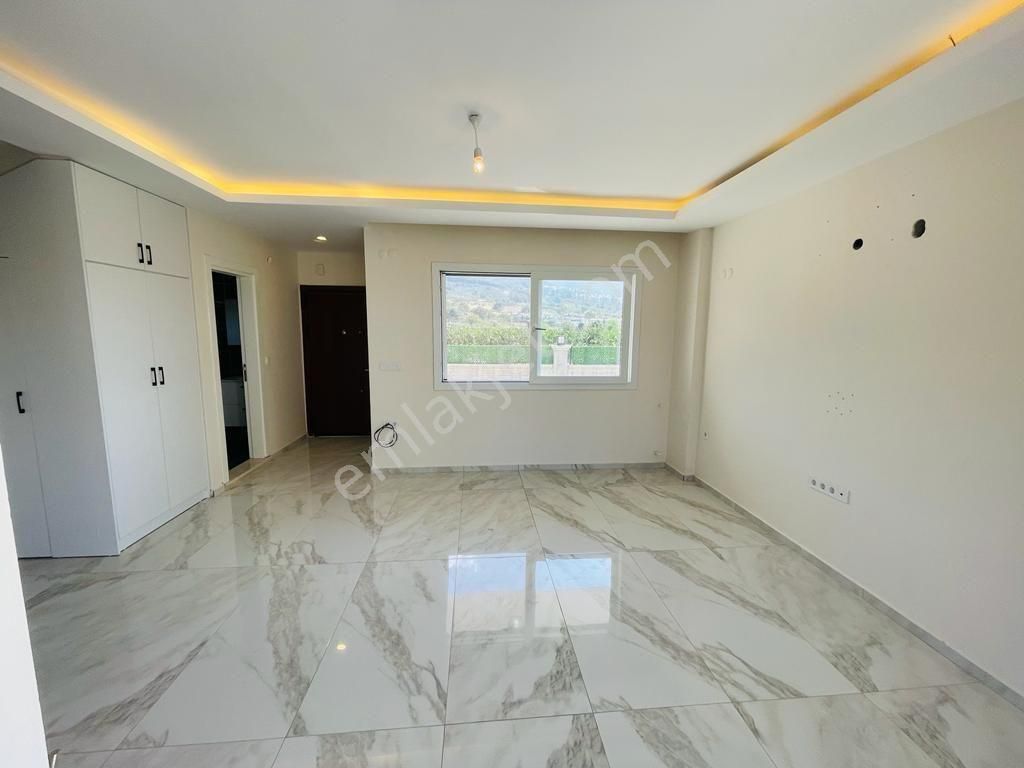 Ata Emlak'tan Plaja Yakın Havuzlu Sitede 3+1 Villa - Görsel 10