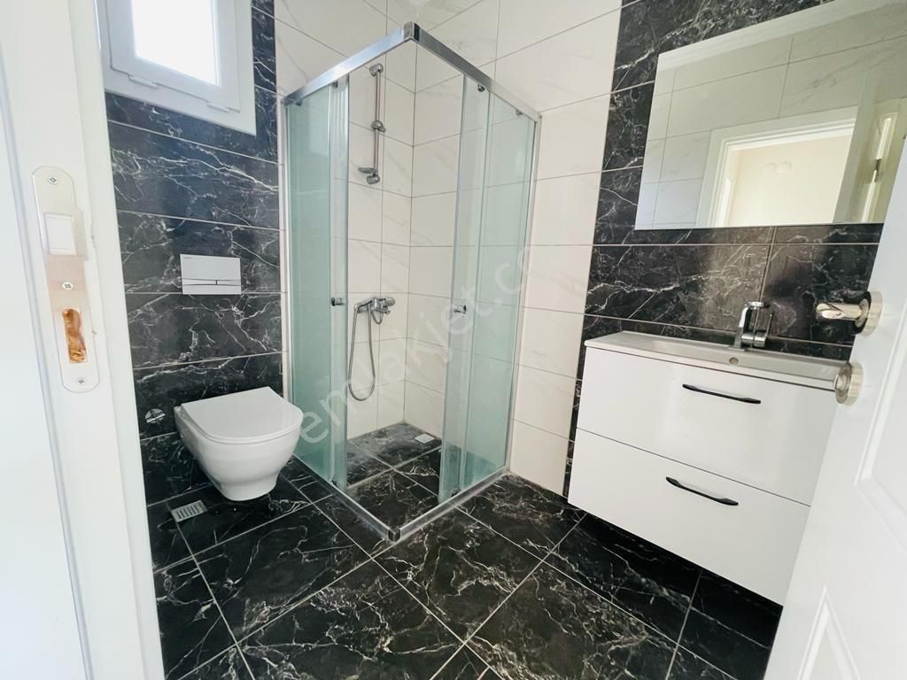 Ata Emlak'tan Plaja Yakın Havuzlu Sitede 3+1 Villa - Görsel 24