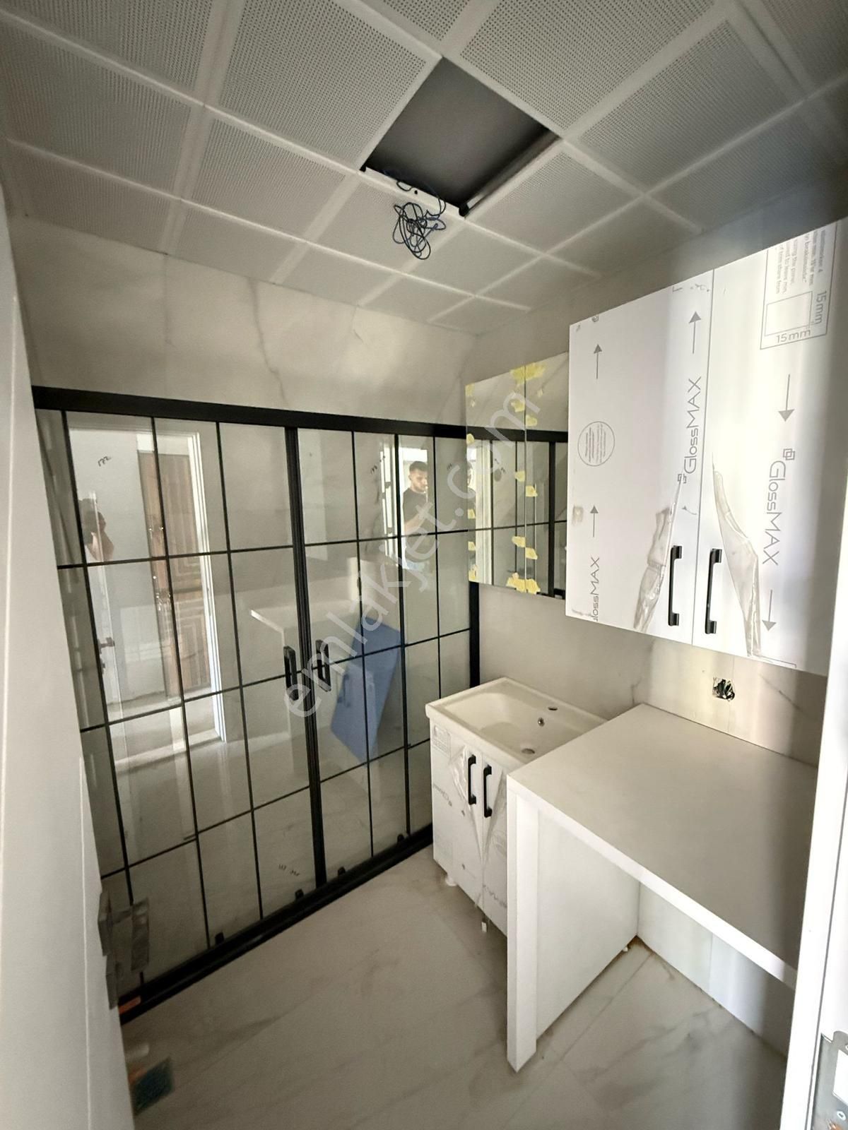 Bornova Atatürk Mah. Lüks Yapılı Satılık Daire - Görsel 2