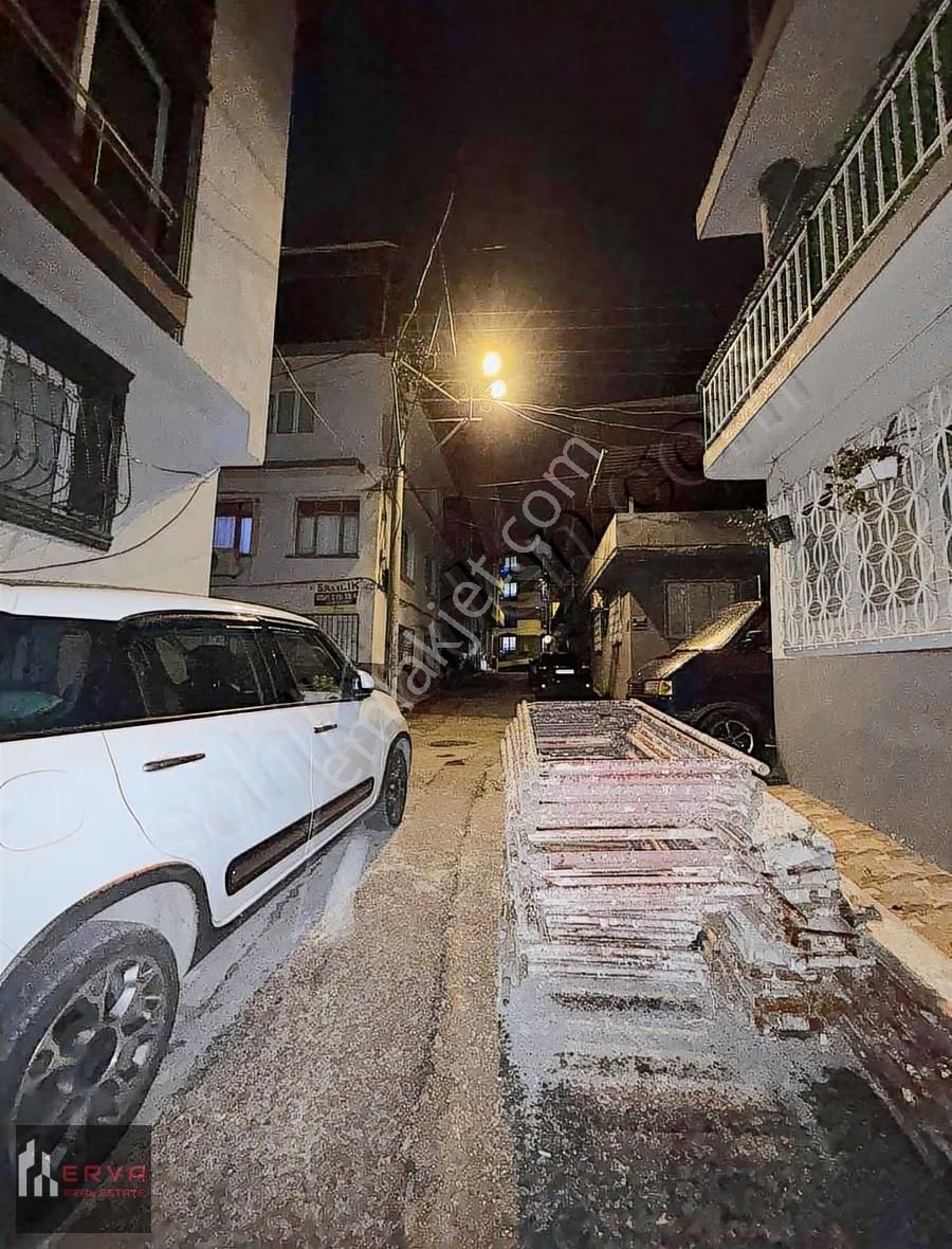 Karabağlar Bozyaka Bahar Mahallesinde Eşyalı Satılık 2+1 Daire - Görsel 5