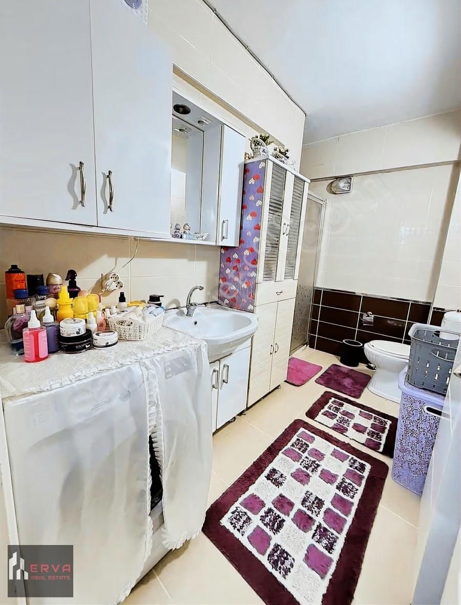 Karabağlar Bozyaka Bahar Mahallesinde Eşyalı Satılık 2+1 Daire - Görsel 14