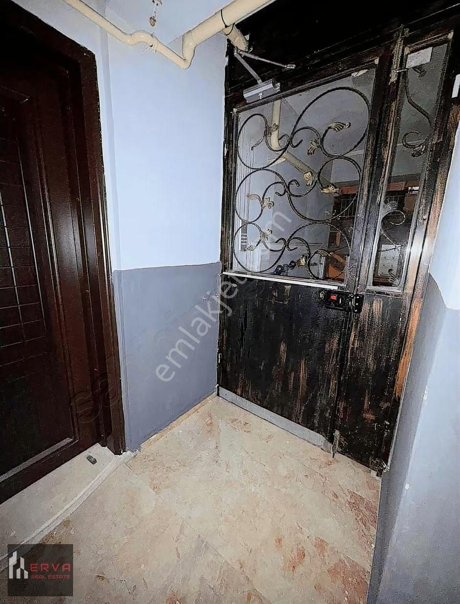 Karabağlar Bozyaka Bahar Mahallesinde Eşyalı Satılık 2+1 Daire - Görsel 11